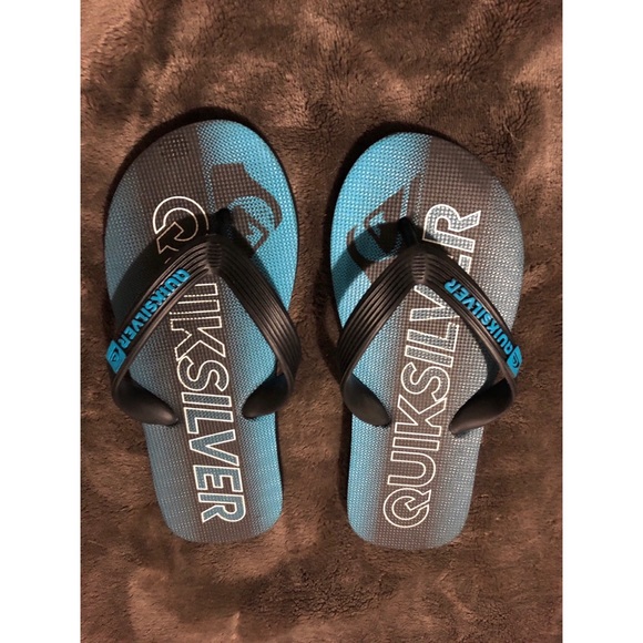 quicksilver boys flip flops